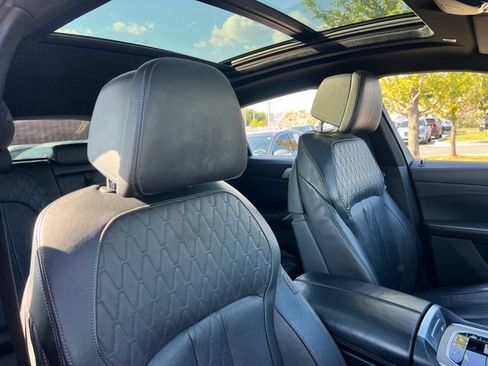 Used 2020 BMW X6 M50i AWD/4WD image 31
