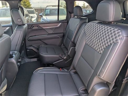 New 2026 GMC Acadia Denali w/ Super Cruise Package image 19