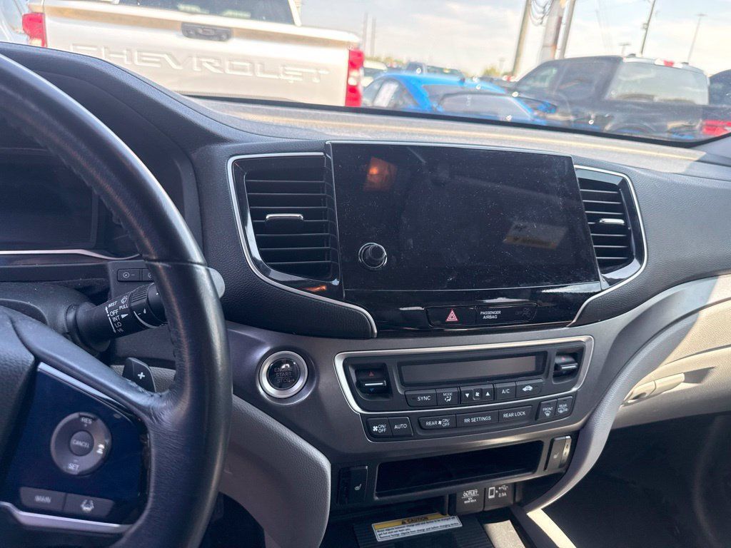 Used 2021 Honda Pilot Special Edition image 11