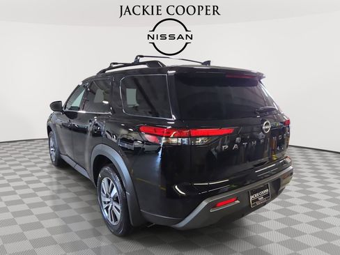 New 2026 Nissan Pathfinder SL w/ Cargo Package FWD image 7