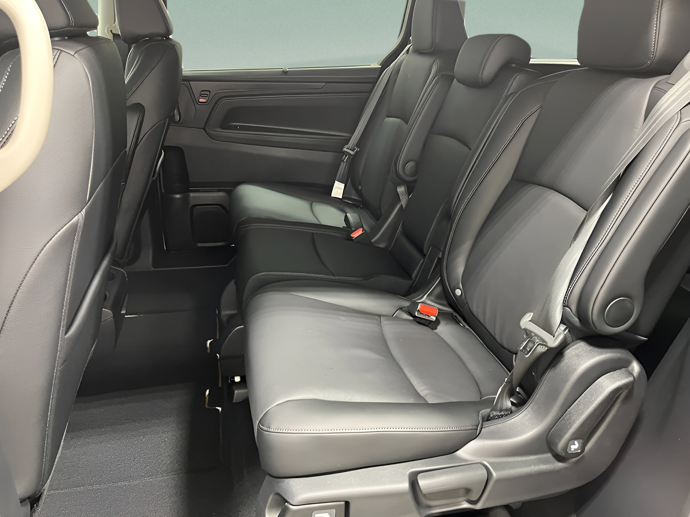 New 2027 Honda Odyssey EX-L image 21