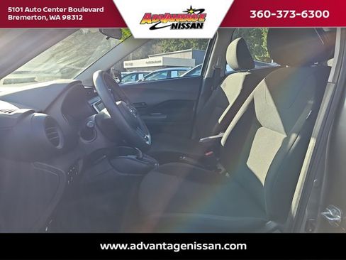 Used 2024 Nissan Kicks S image 16