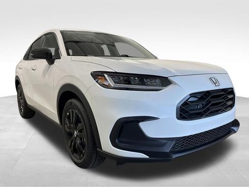 New 2026 Honda HR-V Sport image 9
