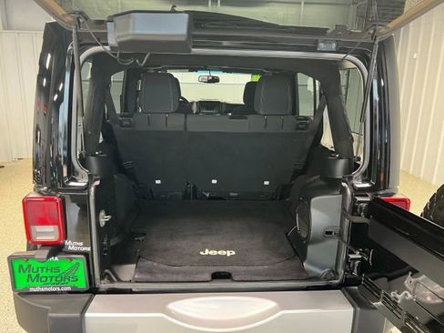 Used 2014 Jeep Wrangler Unlimited Sahara w/ Max Tow Package image 13