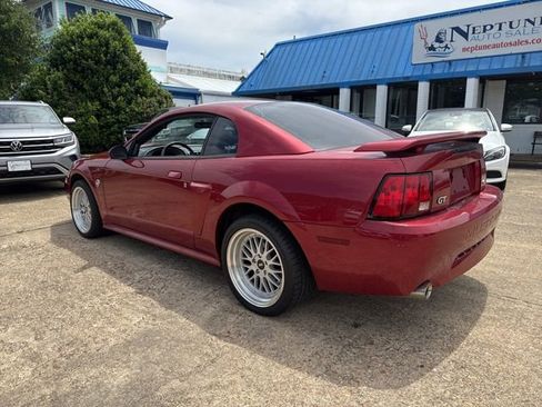 Used 2004 Ford Mustang GT RWD image 7