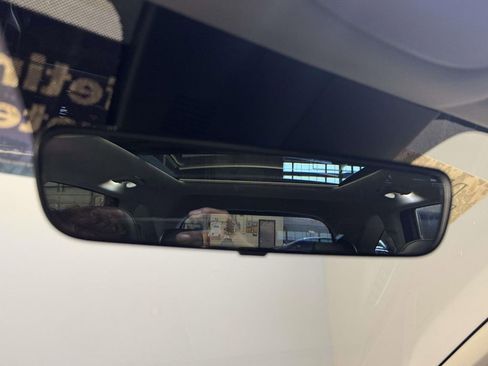 Used 2023 Kia Sorento S w/ Panoramic Sunroof Package AWD/4WD image 28