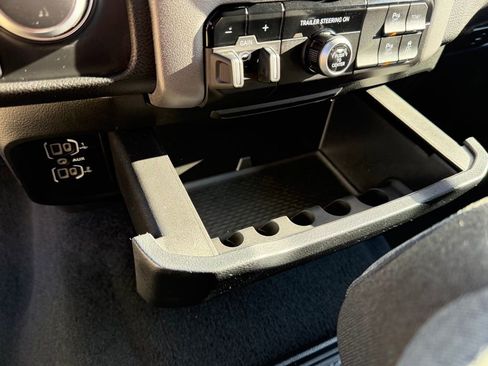 Certified 2025 RAM 1500 Big Horn image 29