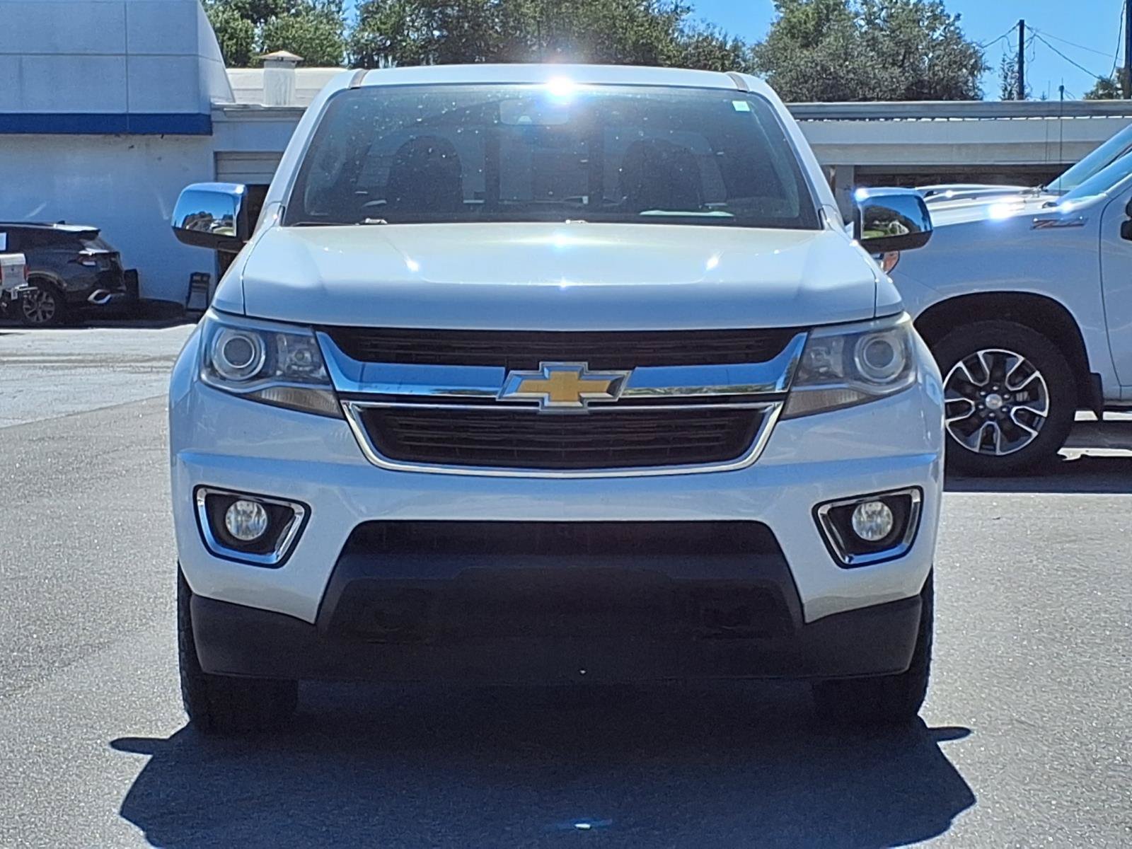 Certified 2017 Chevrolet Colorado LT w/ Luxury Package, Chrome AWD/4WD image 2