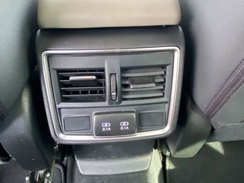 Certified 2023 Subaru Forester Premium image 16