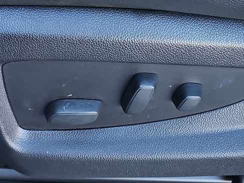 Used 2018 GMC Sierra 1500 SLT w/ SLT Premium Package image 25