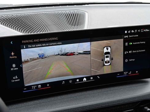 New 2026 BMW 330i Sedan w/ Convenience Package image 16