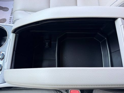 Used 2019 Toyota Highlander Limited AWD/4WD image 58