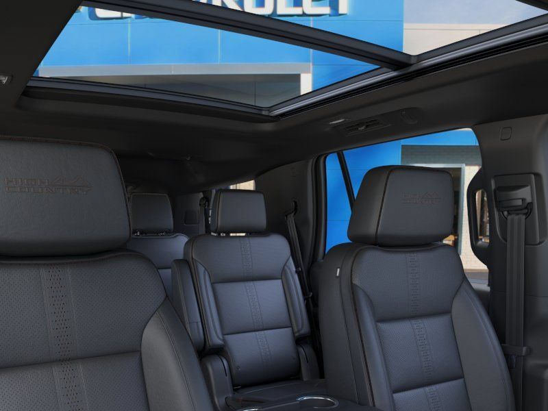 New 2026 Chevrolet Tahoe High Country AWD/4WD image 24