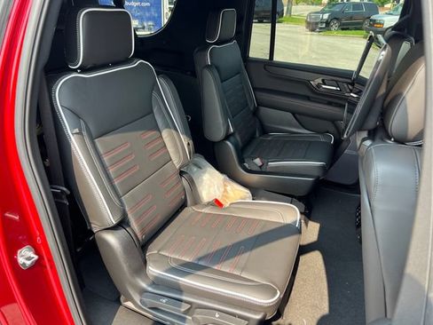 New 2026 GMC Yukon XL AT4 Ultimate AWD/4WD image 13