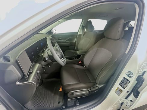 New 2026 Hyundai Kona SE image 15