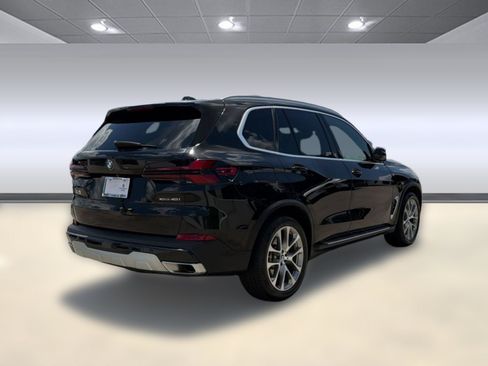 Used 2024 BMW X5 xDrive40i w/ Premium Package AWD/4WD image 8