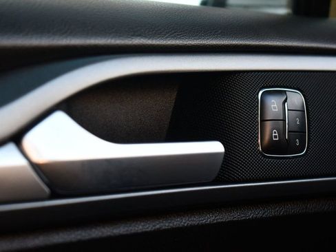 Used 2015 Ford Fusion Titanium image 17