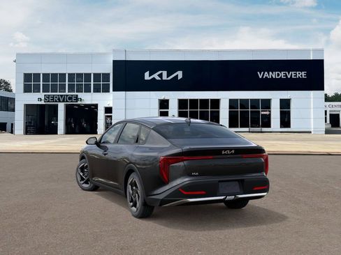 New 2025 Kia K4 EX image 4