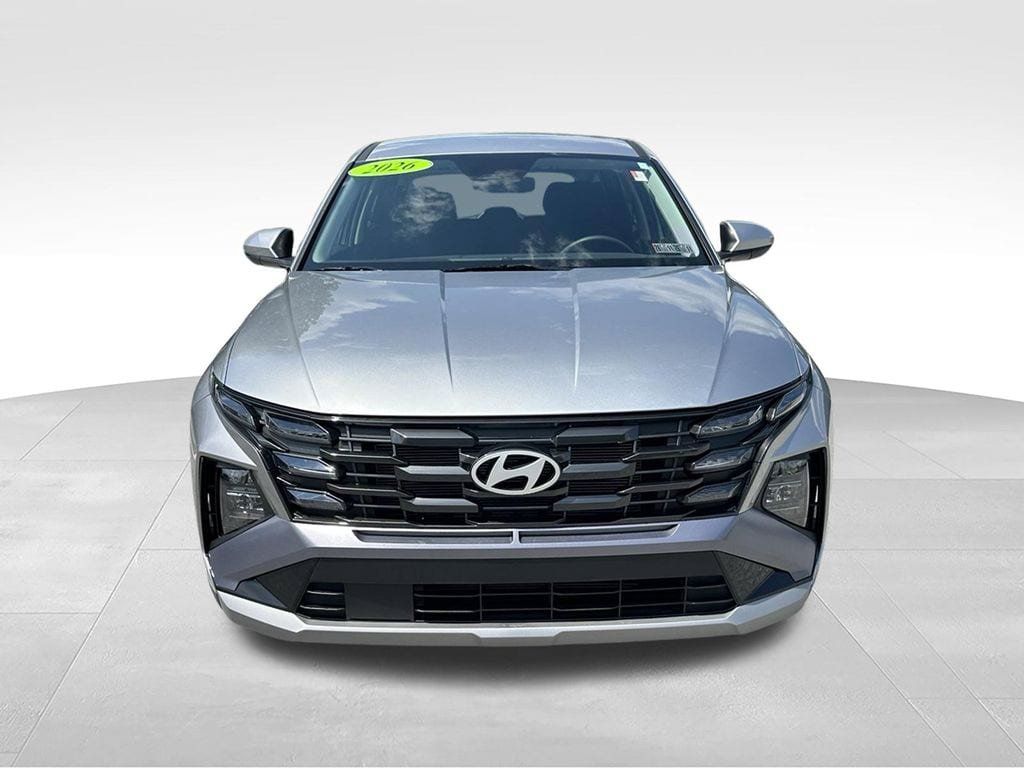 Used 2026 Hyundai Tucson SE FWD image 2
