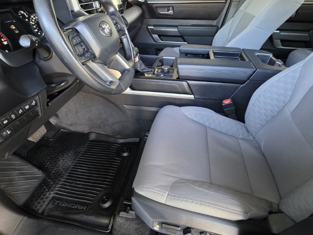 Used 2025 Toyota Tundra SR5 w/ SR5 Convenience Package AWD/4WD image 6