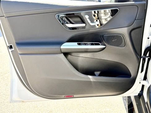 New 2026 Mercedes-Benz GLC 43 AMG 4MATIC image 17