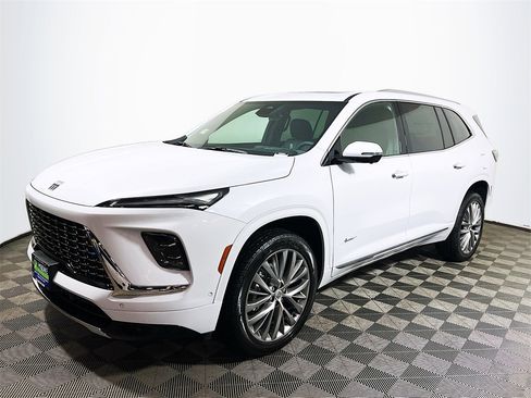 New 2026 Buick Enclave Avenir w/ Super Cruise Package image 4