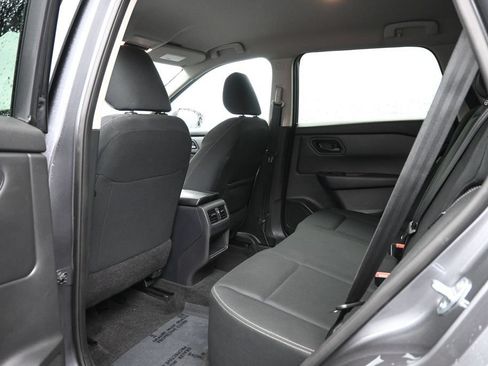 Used 2024 Nissan Rogue S AWD/4WD image 22