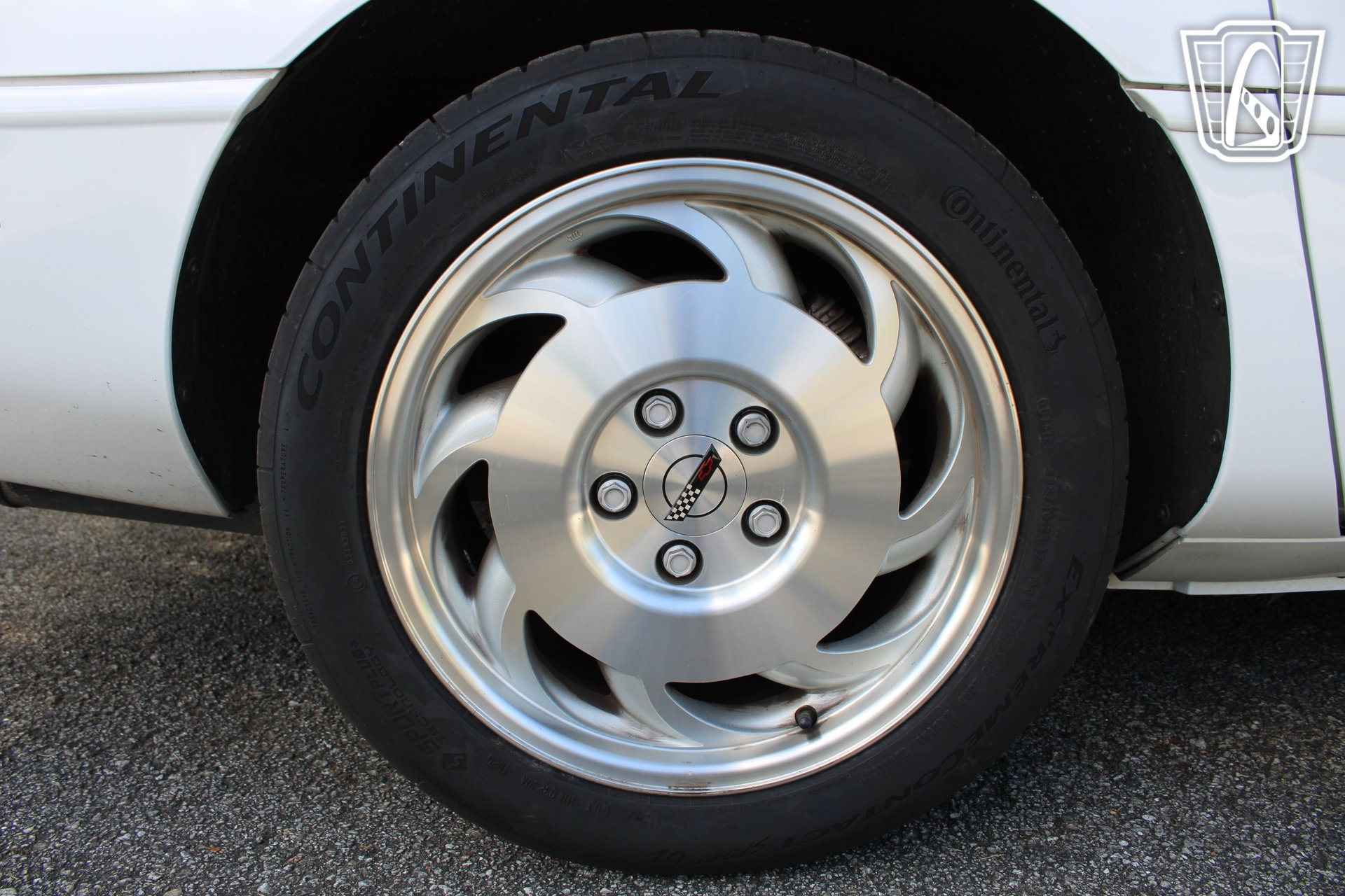Used 1995 Chevrolet Corvette Convertible RWD image 38