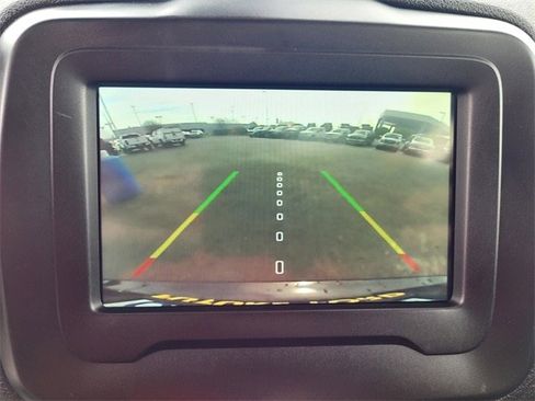 Used 2020 Jeep Renegade Altitude image 15