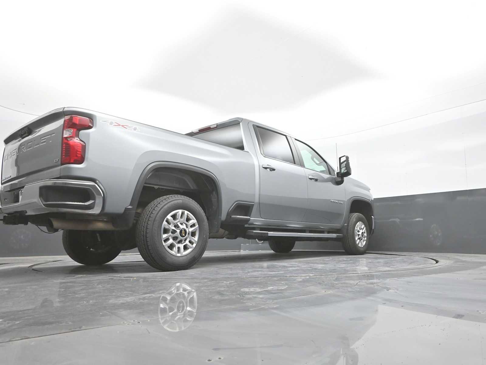 Used 2026 Chevrolet Silverado 2500 LT AWD/4WD image 46