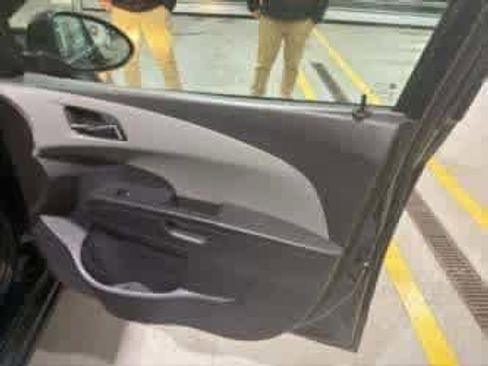 Used 2013 Chevrolet Sonic LT image 6