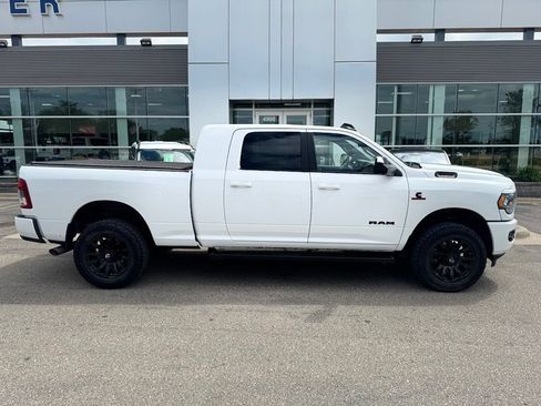 Used 2020 RAM 3500 Big Horn w/ Night Edition AWD/4WD image 40