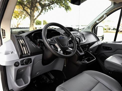 Used 2019 Ford Transit 250 130 Low Roof image 2