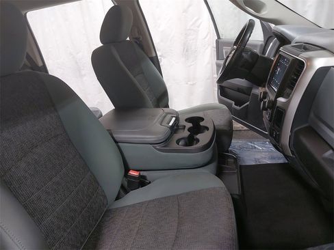 Used 2018 RAM 1500 Big Horn image 10