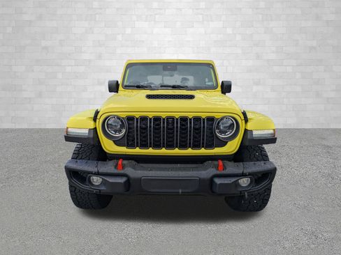 Used 2024 Jeep Gladiator Mojave AWD/4WD image 6