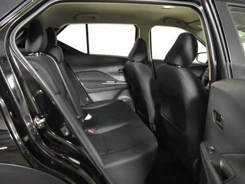 Certified 2024 Nissan Kicks S image 30