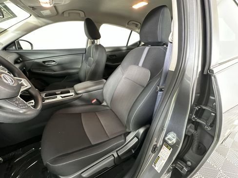 Used 2025 Nissan Sentra SV FWD image 11