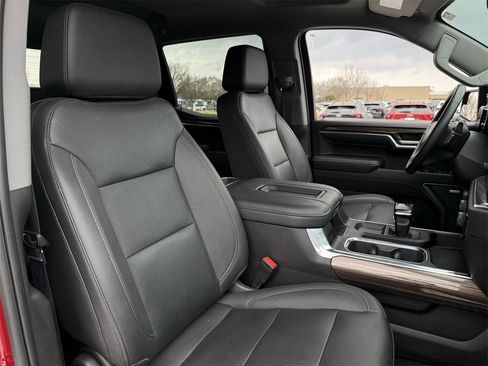 Used 2022 Chevrolet Silverado 1500 RST w/ Convenience Package II image 24