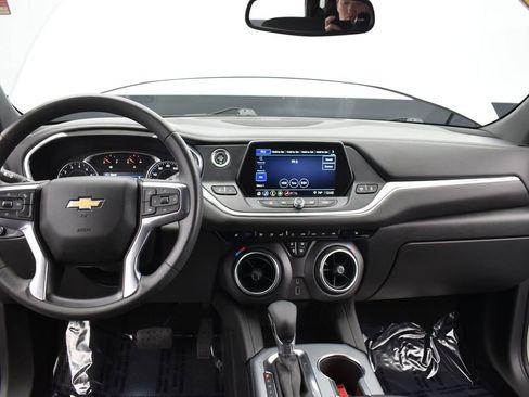 Used 2021 Chevrolet Blazer LT image 29
