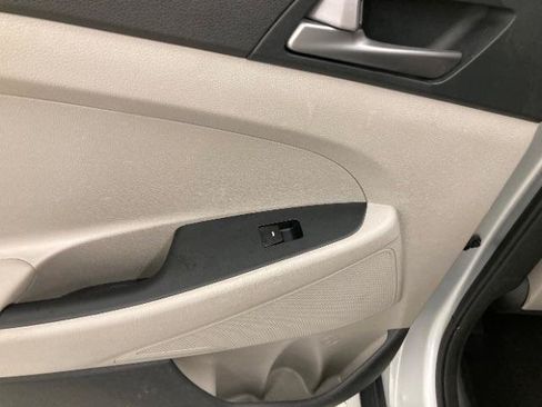 Used 2018 Hyundai Tucson SEL FWD image 28