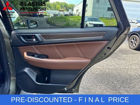 Used 2019 Subaru Outback 2.5i Touring AWD/4WD image 35