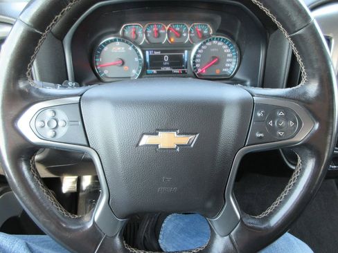 Used 2019 Chevrolet Silverado 2500 LT w/ LT Convenience Package image 27