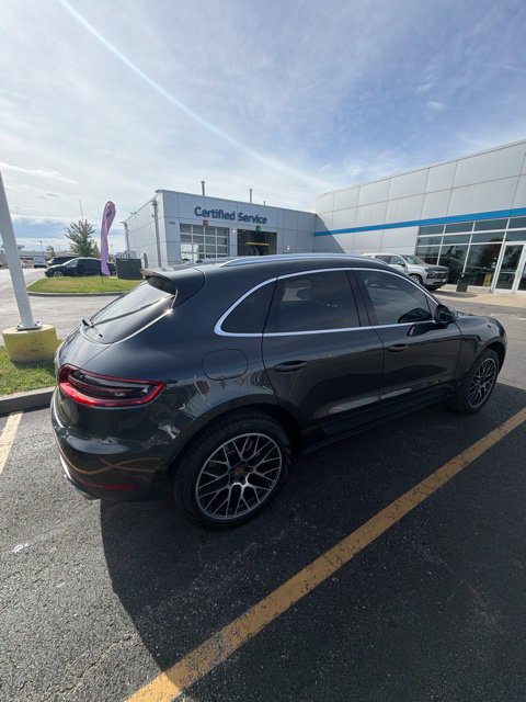 Used 2018 Porsche Macan S AWD/4WD image 2