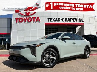 Used 2025 Kia K4 LXS video 1