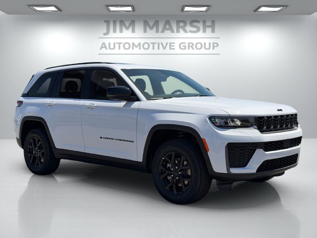 New 2026 Jeep Grand Cherokee Altitude RWD image 8