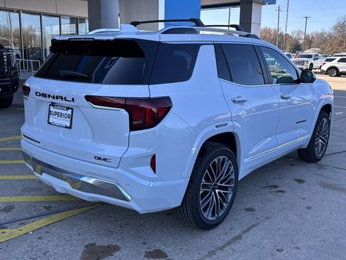 New 2026 GMC Terrain Denali w/ LPO, Black Badging Package image 3