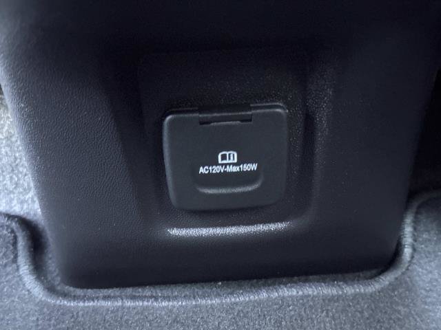 Used 2024 Chevrolet Equinox RS FWD image 27