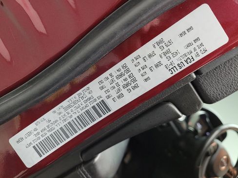 Used 2019 Jeep Grand Cherokee Altitude image 33