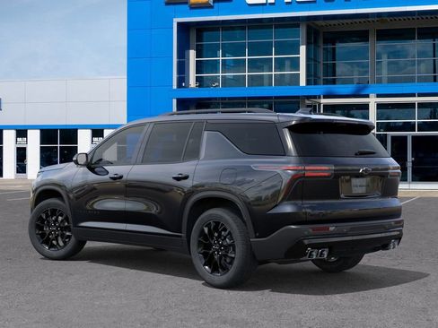 New 2026 Chevrolet Traverse LT w/ Midnight/Sport Edition image 3