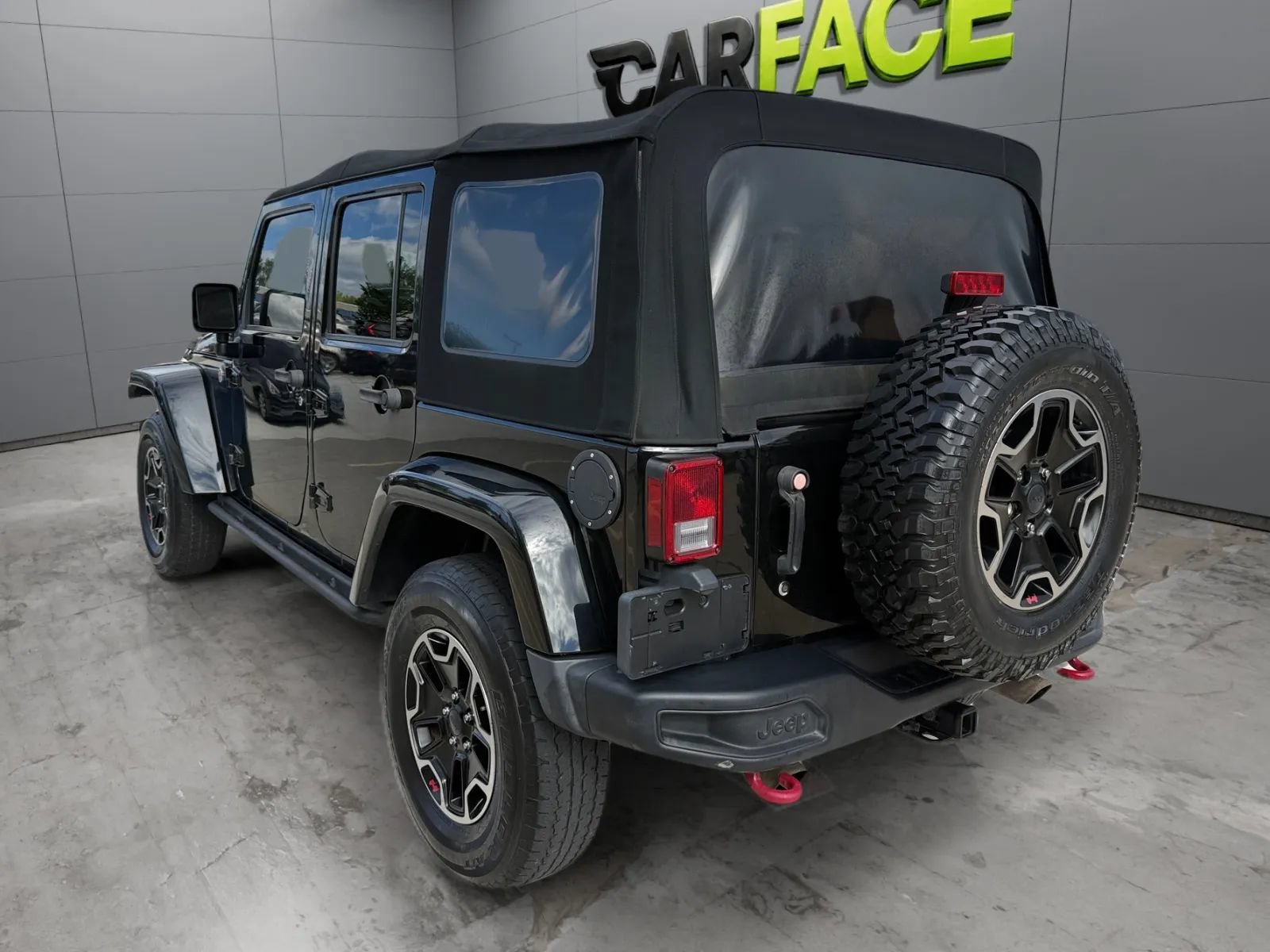Used 2016 Jeep Wrangler Unlimited Rubicon AWD/4WD image 12